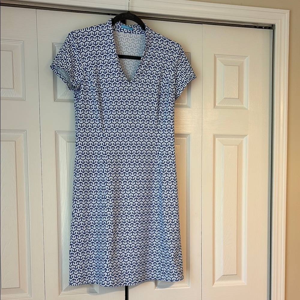 J. McLaughlin Blue and White Patterned Dress-Small